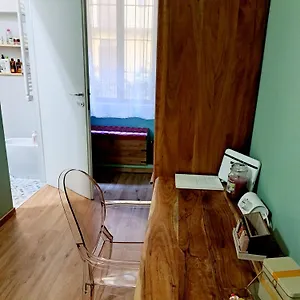 2 Via Fabio Mangone Milánó