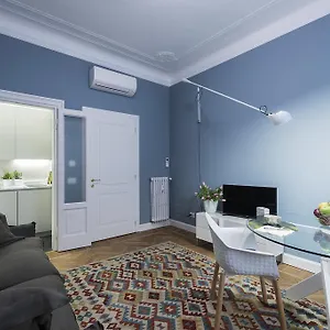 Appartement Zebra Rosso, Milaan